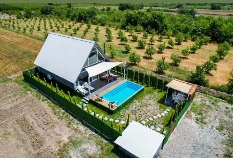 Goecebe Bungalow House Karadonlar